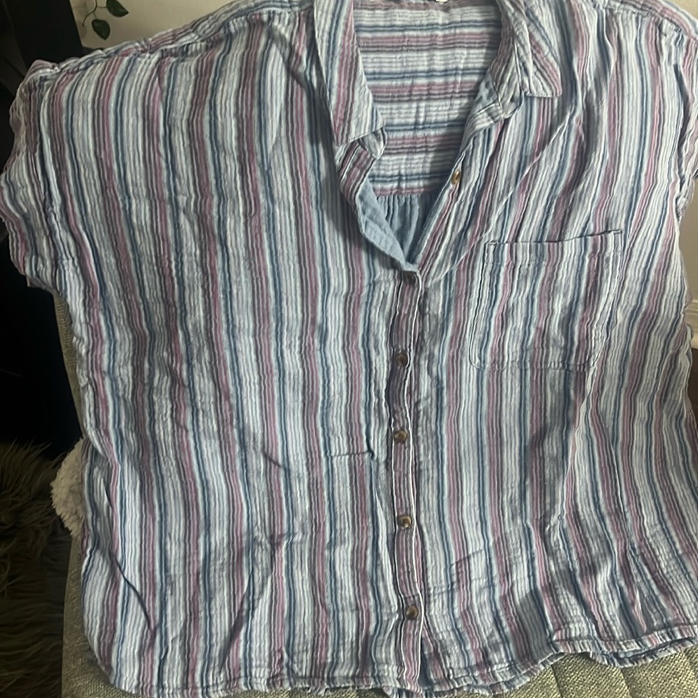 Multicolored button up short sleeve